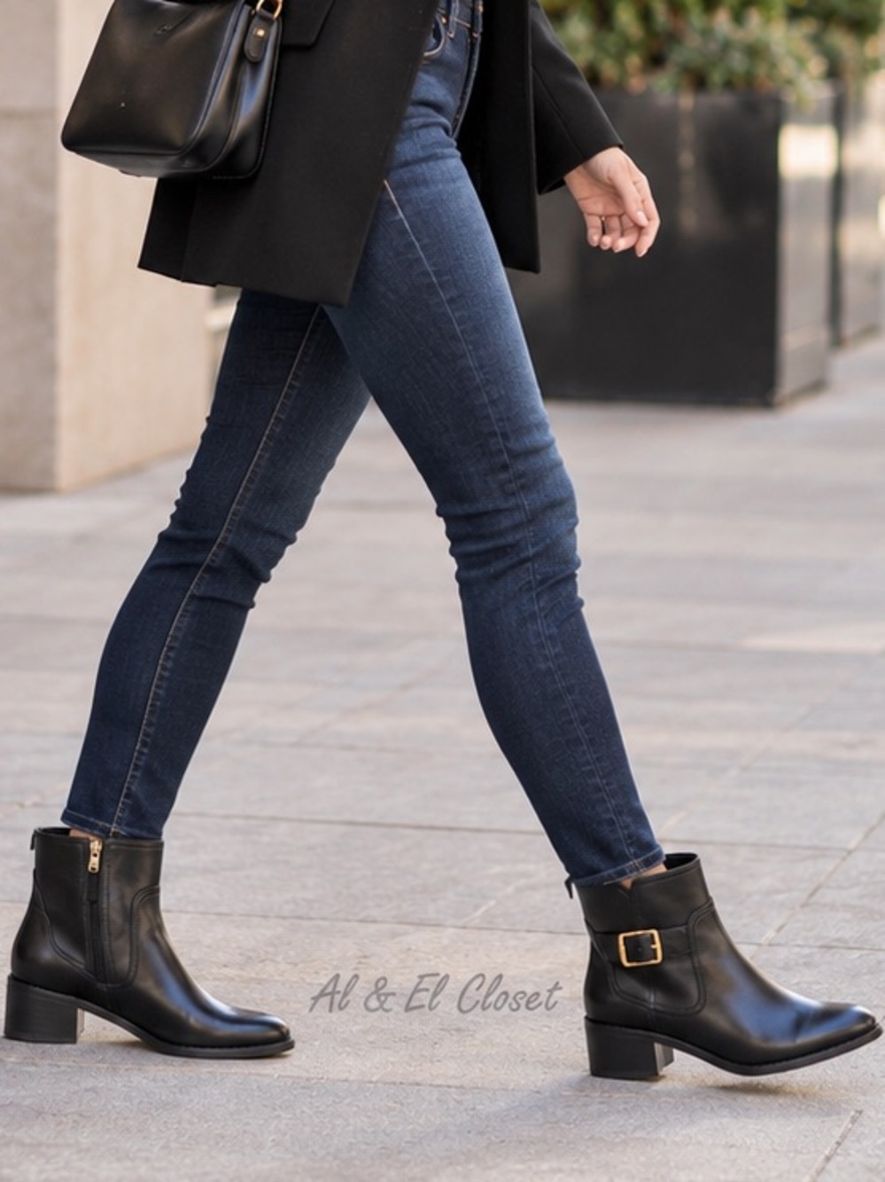 Cole Haan Thayer Buckle Black Leather Ankle Boots Size 8B NIB